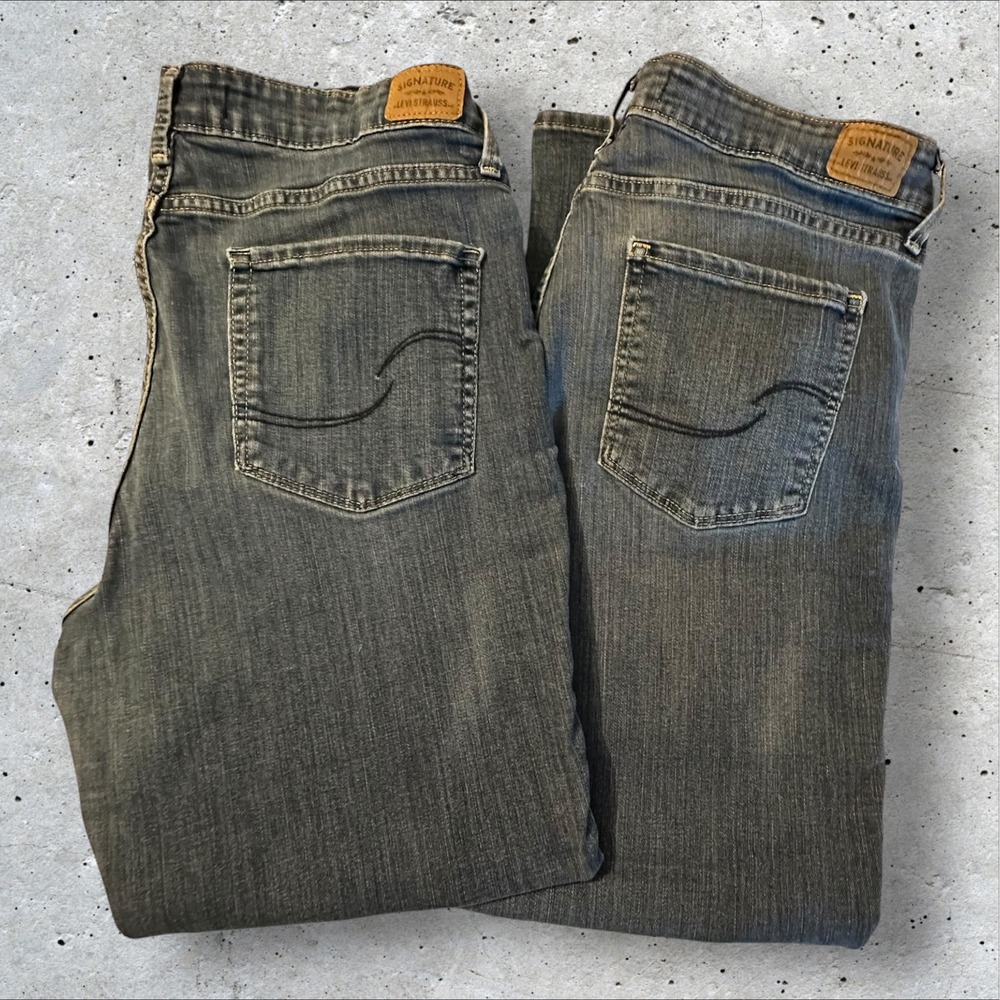 Lot of 2 Signature by Levi Strauss Straight Jeans Womens 16S Blue Mid Rise